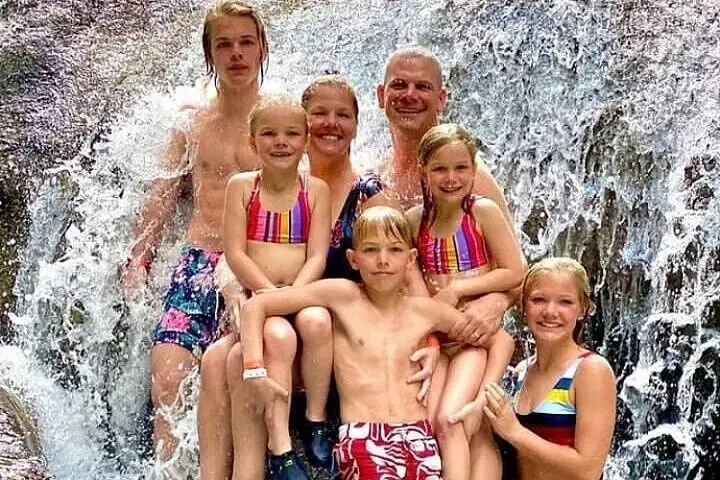 Combined Dunn’s River Falls Blue Hole & white river rafting